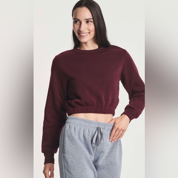 Essentials 3 PACK: WOMEN'S FLEECE CROPPED SWEATSHIRTS Size 1X - NEW - Picture 4 of 8